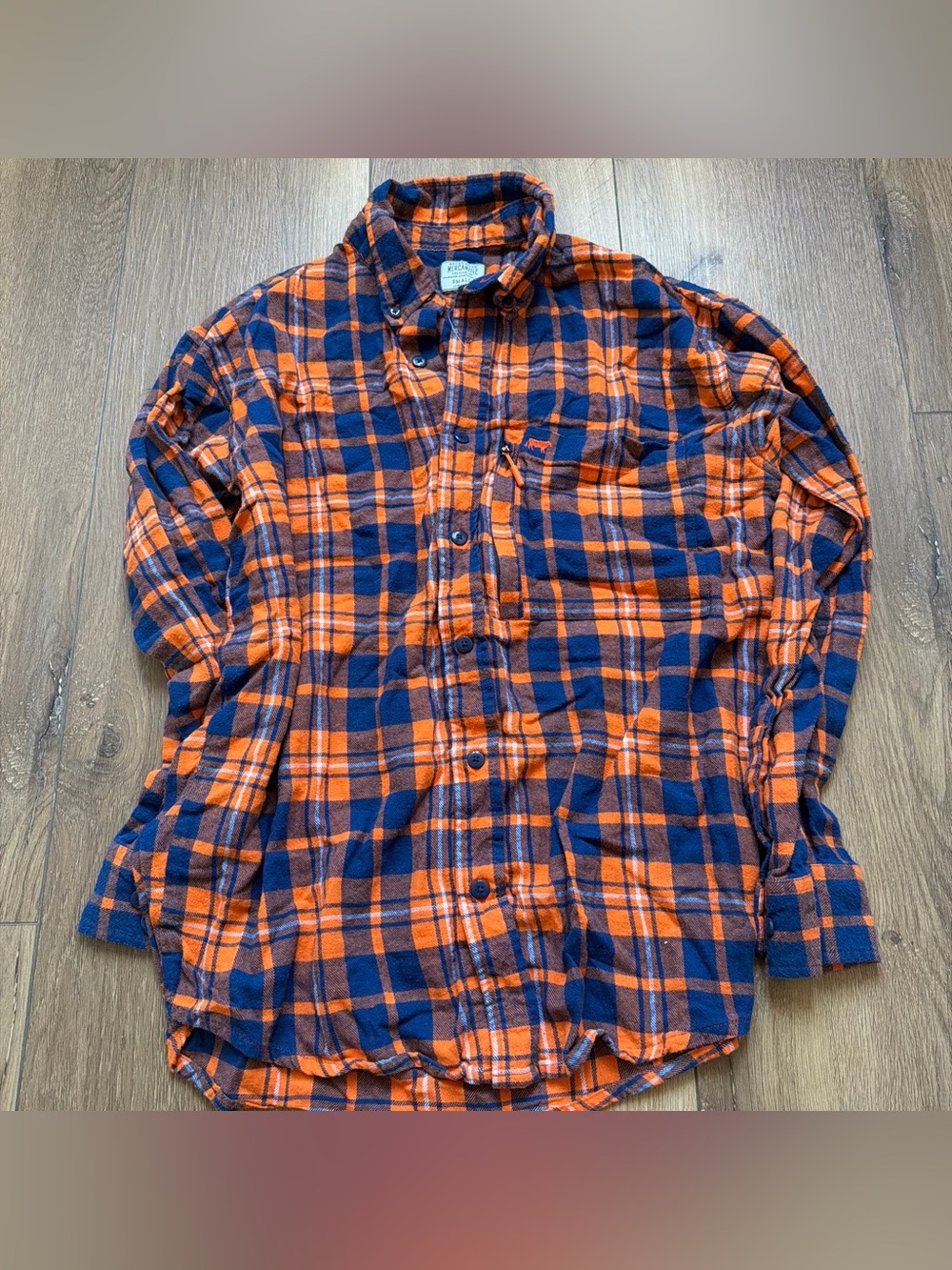 Men's Orange & Navy Plaid Button-Down Shirt - Casual Flannel Style